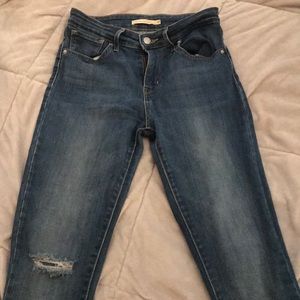 High waisted Levi’s skinny jeans